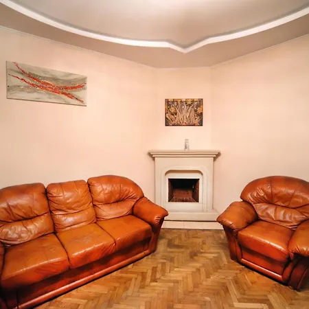 Apartment 4 х кімнатні біля вокзалу