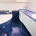 Apartment 4 х кімнатні біля вокзалу