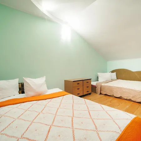 4 х кімнатні біля вокзалу