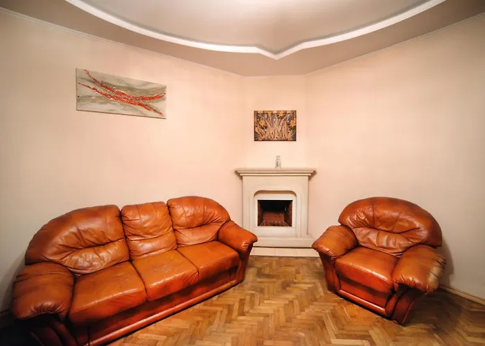 Apartament 4 х кімнатні біля вокзалу